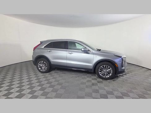 Used 2024 Cadillac XT4 Premium Luxury FWD image 34