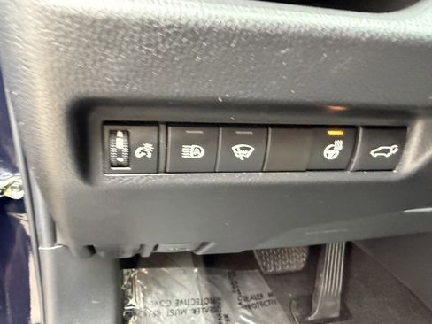 Certified 2022 Toyota RAV4 XLE Premium image 15