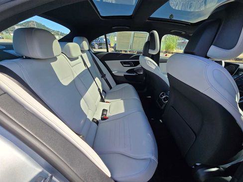 Used 2024 Mercedes-Benz C 300 Sedan image 12