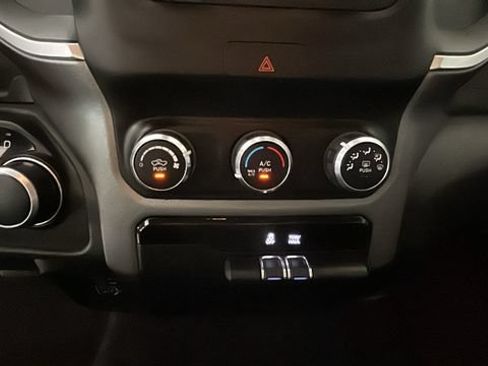Used 2019 RAM 1500 Big Horn AWD/4WD image 22