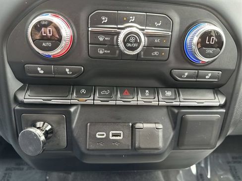 Used 2020 GMC Sierra 1500 Elevation w/ Elevation Value Package AWD/4WD image 19