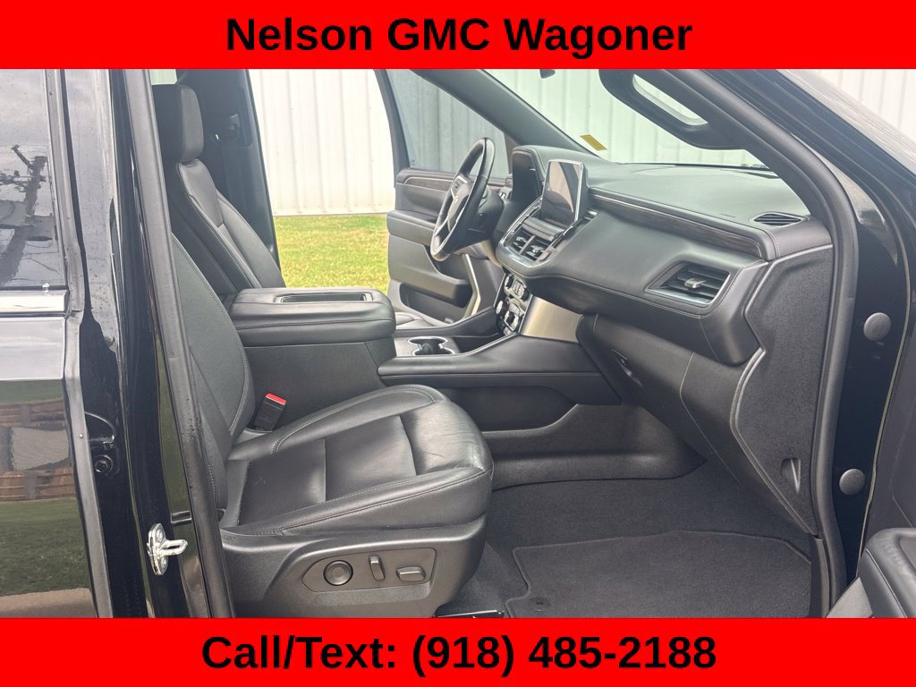 Used 2022 Chevrolet Tahoe LT w/ Luxury Package AWD/4WD image 17