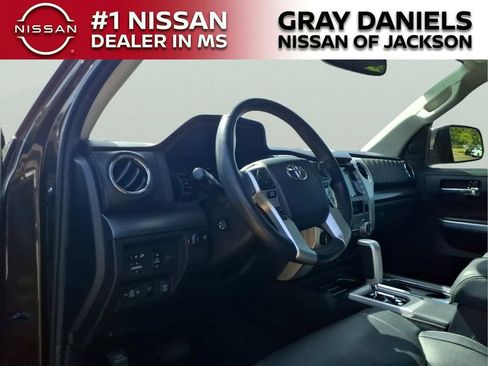 Used 2020 Toyota Tundra Platinum AWD/4WD image 12