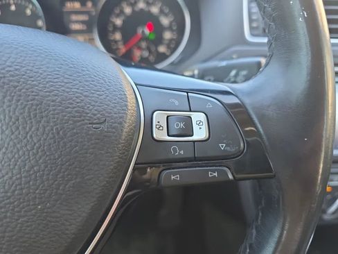 Used 2017 Volkswagen Jetta SE image 21