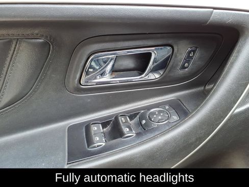 Used 2018 Ford Taurus SEL w/ Equipment Group 201A AWD/4WD image 11