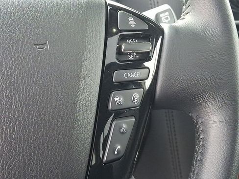 Used 2024 Nissan Armada SL w/ Captain's Chairs Package image 23