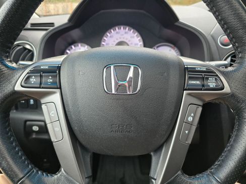 Used 2014 Honda Pilot Touring image 25