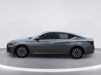 Used 2024 Nissan Altima 2.5 SV FWD video 3