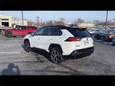 Used 2025 Toyota RAV4 XSE w/ Premium Package image 6