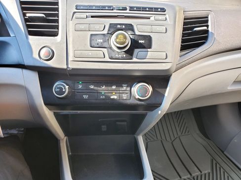 Used 2012 Honda Civic LX image 30