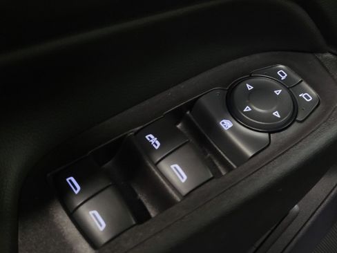 Used 2019 Chevrolet Equinox Premier image 27