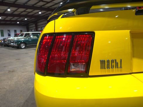 Used 2004 Ford Mustang Mach 1 RWD image 32