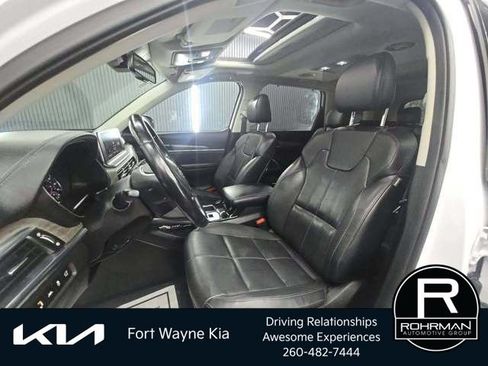 Used 2021 Kia Telluride EX w/ EX Premium Package AWD/4WD image 9