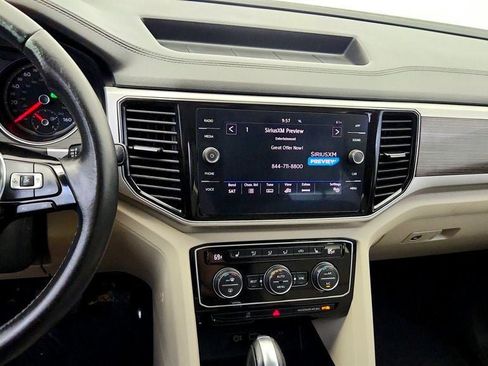 Used 2018 Volkswagen Atlas SEL FWD image 18