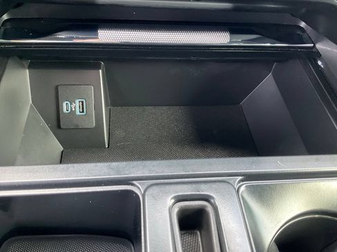 Used 2024 Ford F150 Lariat AWD/4WD image 22