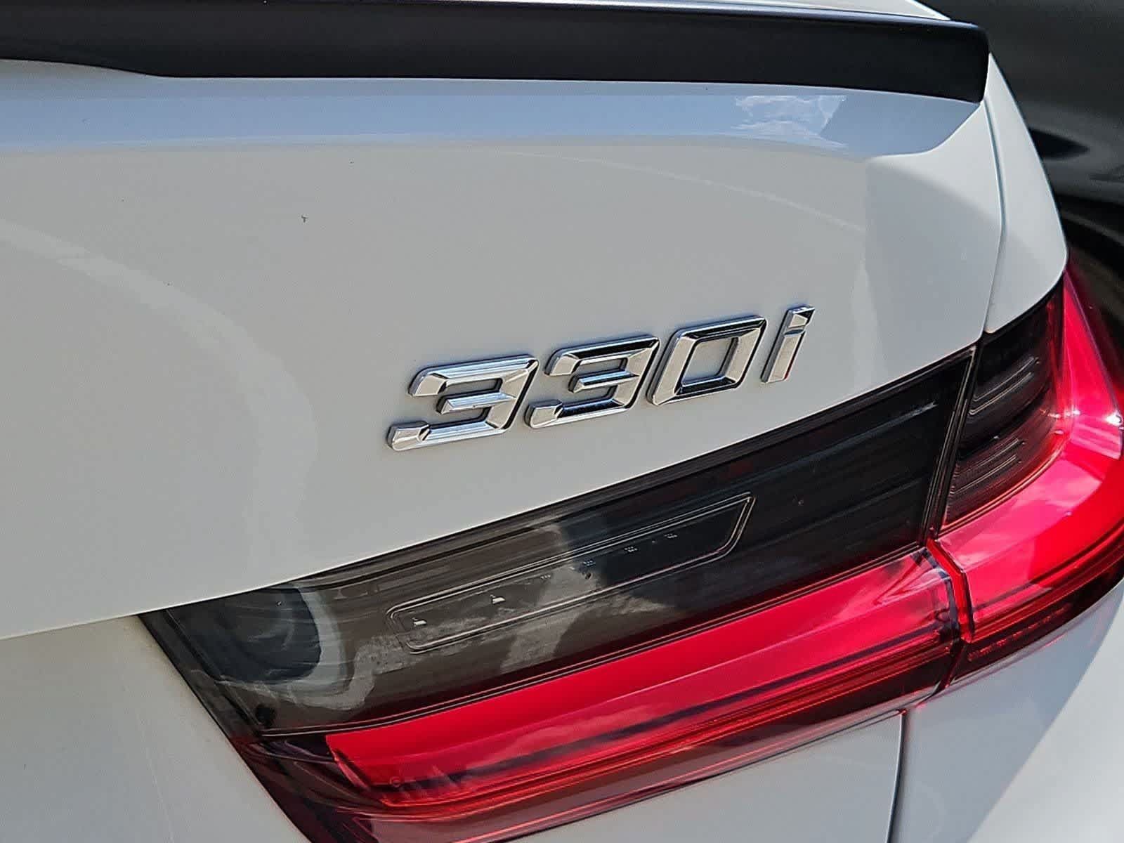 Used 2019 BMW 330i Sedan w/ Premium Package RWD image 12