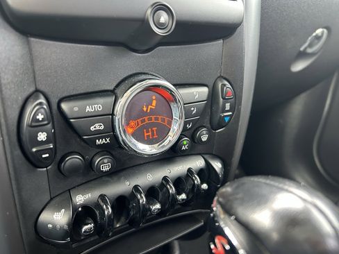 Used 2014 MINI Cooper Countryman S image 19