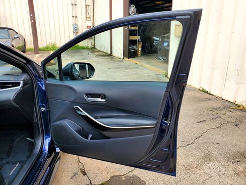 Used 2020 Toyota Corolla XSE FWD image 26