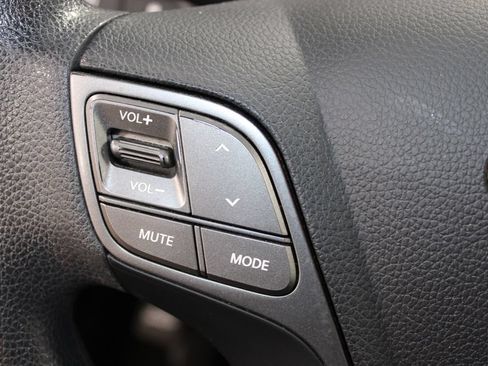 Used 2016 Hyundai Santa Fe Sport FWD image 19