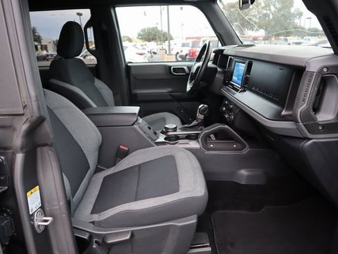 Used 2021 Ford Bronco Big Bend w/ Sasquatch Package image 21