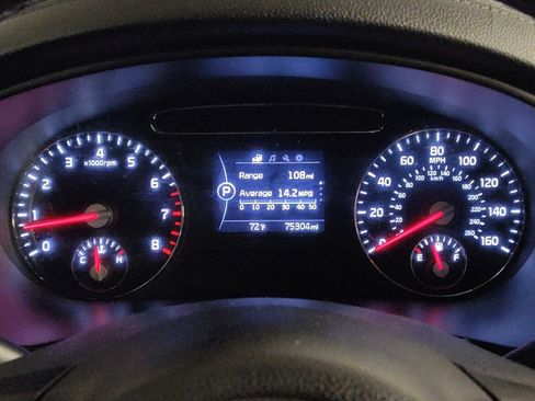 Used 2017 Kia Sorento EX image 23