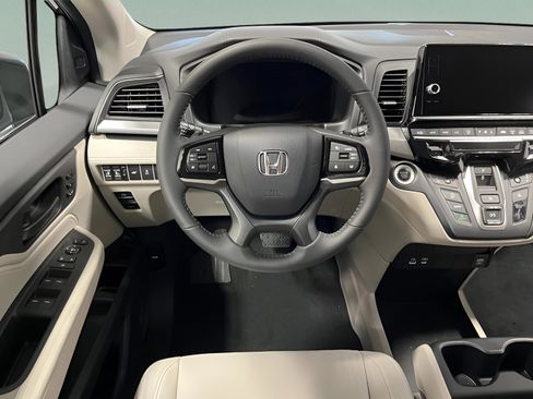 New 2026 Honda Odyssey EX-L image 17