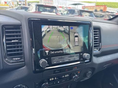 Used 2023 Nissan Frontier PRO-4X w/ Pro-4X Premium Package AWD/4WD image 17