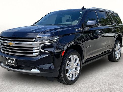 Used 2023 Chevrolet Tahoe High Country w/ Premium Package AWD/4WD image 15