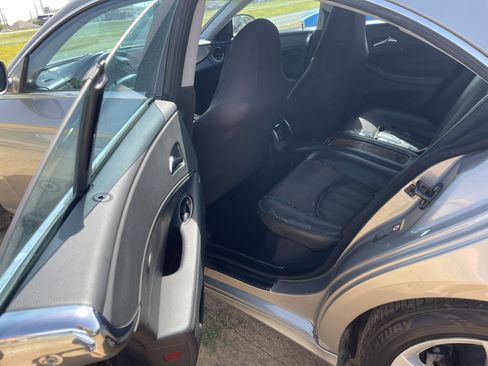Used 2006 Mercedes-Benz CLS 500 image 16