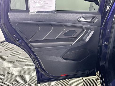 Used 2022 Volkswagen Tiguan SEL R-Line image 20