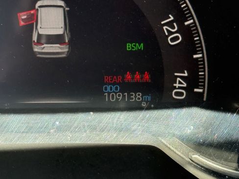 Used 2019 Toyota RAV4 Limited w/ Advanced Technology Package FWD image 18