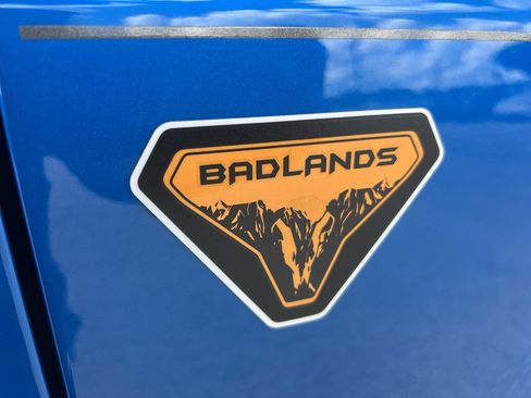 New 2025 Ford Bronco Badlands image 10