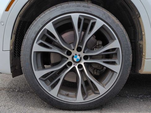 Used 2019 BMW X6 xDrive50i w/ M Sport Package AWD/4WD image 14