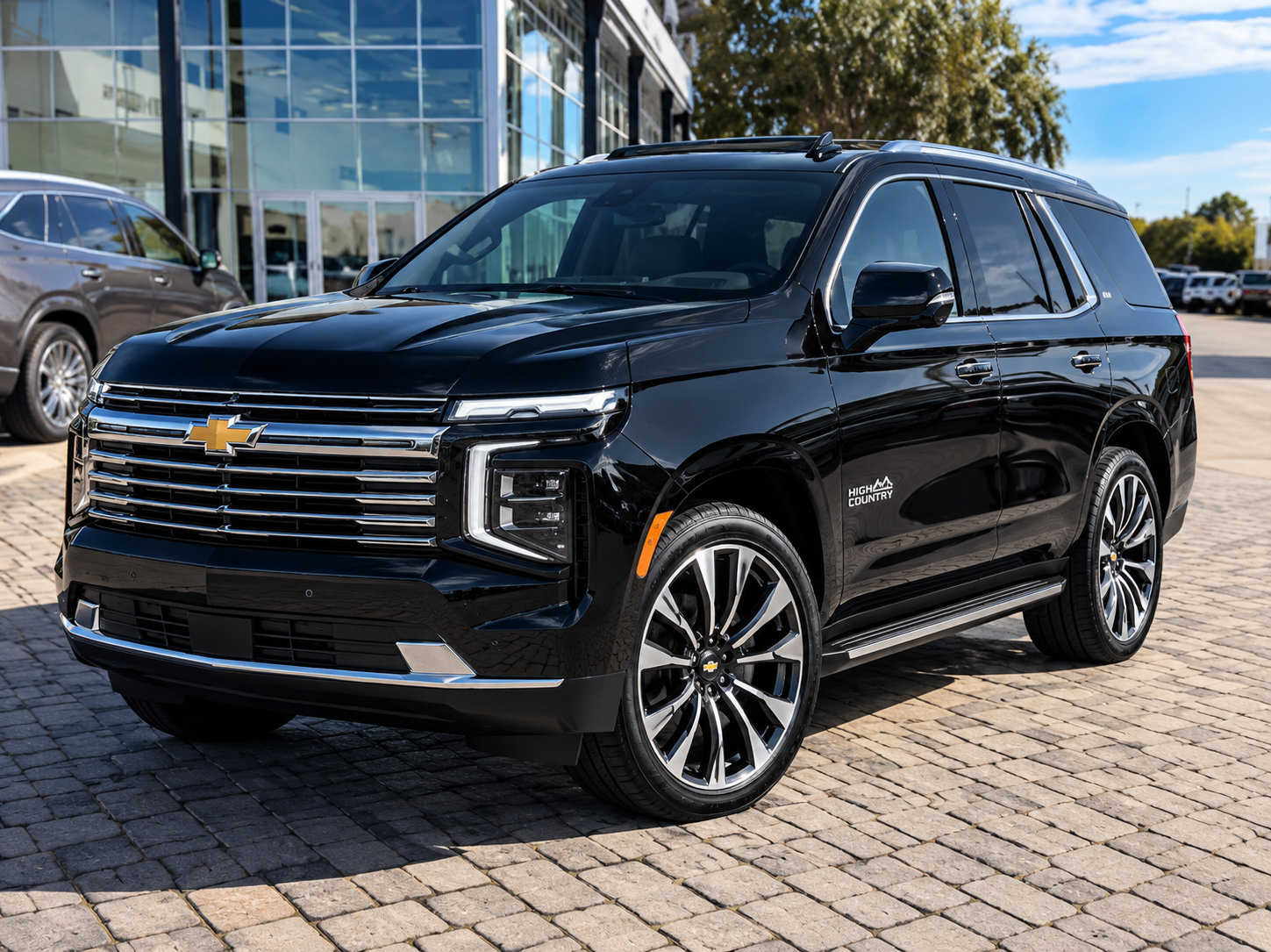 Used 2025 Chevrolet Tahoe High Country AWD/4WD image 1
