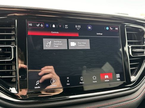 Used 2023 Dodge Durango GT image 30