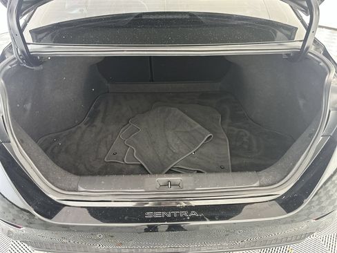 Certified 2024 Nissan Sentra SV FWD image 25
