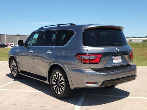 Used 2021 Nissan Armada SL w/ Midnight Edition Package RWD image 7