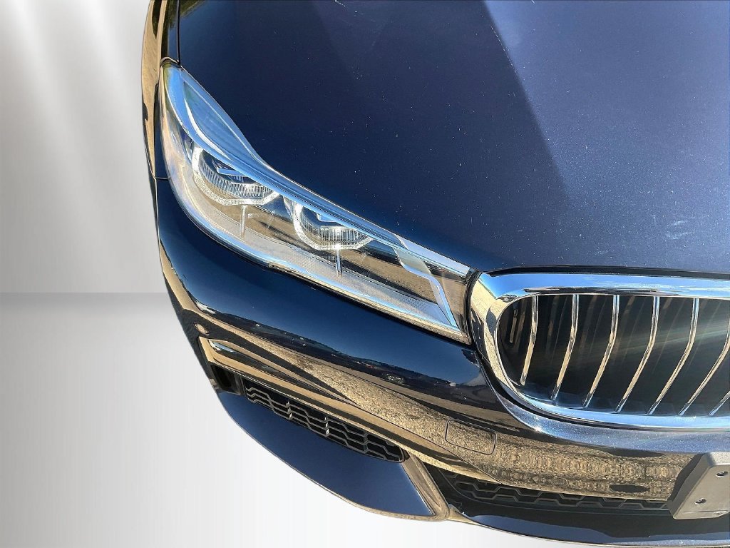 Used 2019 BMW 750i xDrive w/ Executive Package AWD/4WD image 32