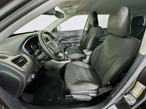 Used 2017 Jeep Compass Sport image 13