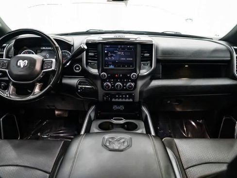Used 2022 RAM 3500 Laramie AWD/4WD image 9