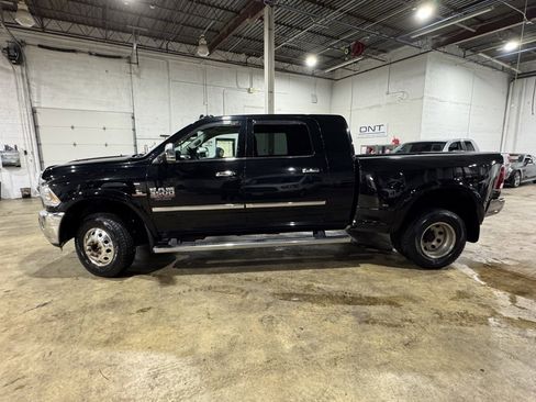 Used 2014 RAM 3500 Laramie w/ Convenience Group image 13