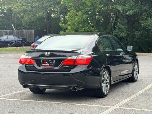 Used 2015 Honda Accord Sport image 5