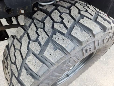 Used 2017 Jeep Wrangler Unlimited Sahara w/ Trailer Tow Group image 26