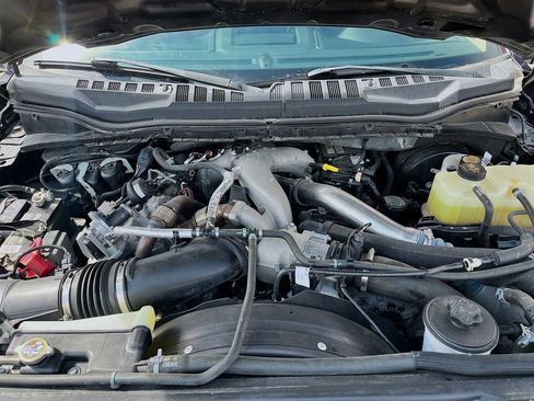 Used 2022 Ford F250 Lariat w/ Lariat Ultimate Package image 30