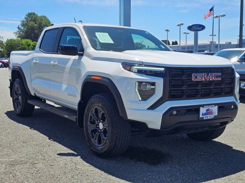 Used 2024 GMC Canyon Elevation w/ Convenience Package AWD/4WD image 1