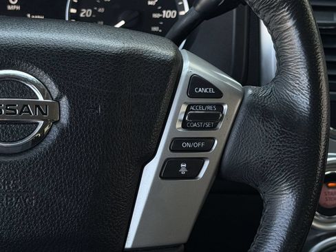 Used 2021 Nissan Titan SV w/ SV Convenience Package AWD/4WD image 15