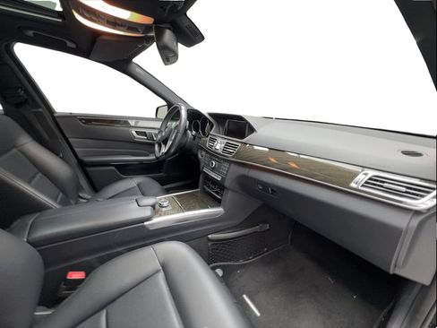 Used 2016 Mercedes-Benz E 350 Sedan image 28