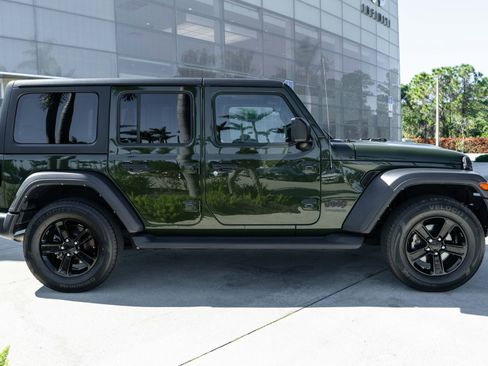 Used 2021 Jeep Wrangler Unlimited Sport image 27
