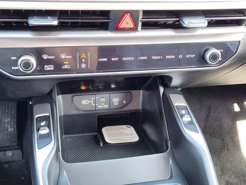 New 2026 Kia Sorento S w/ S Panoramic Sunroof Package FWD image 13