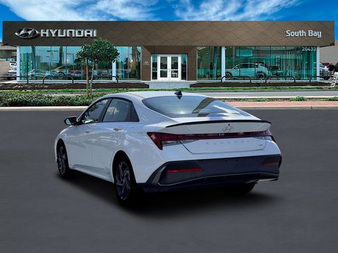 New 2026 Hyundai Elantra Sport image 5